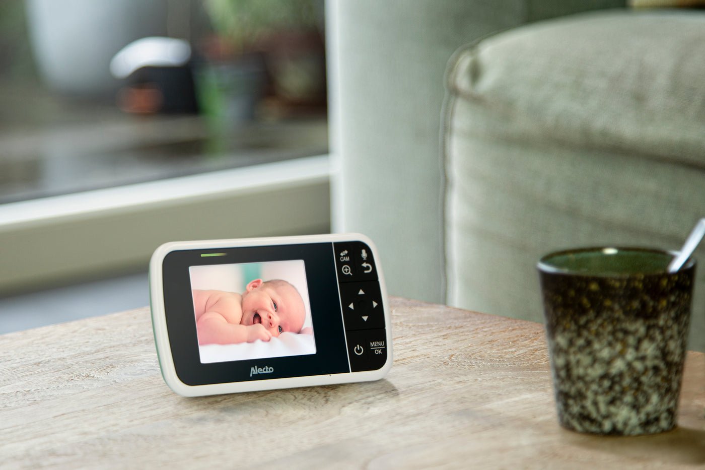 Alecto DVM135 - Babyphone avec caméra et écran couleur 3.5", blanc