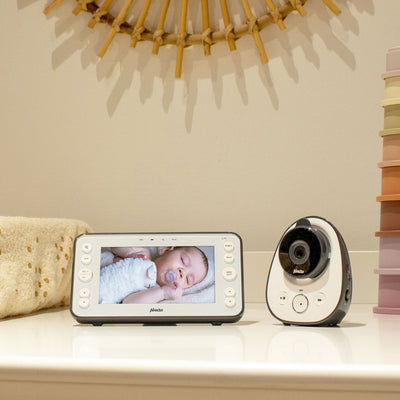 Alecto DVM-150 - Video baby monitor with 5" colour display, white