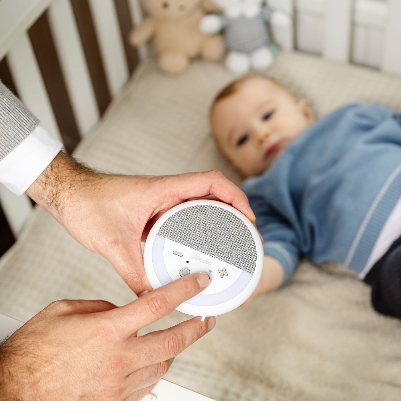 Alecto DBX150 – Luxe Full Eco DECT audio babyfoon met projector, slaapliedjes en nachtlampje – Wit/Grijs