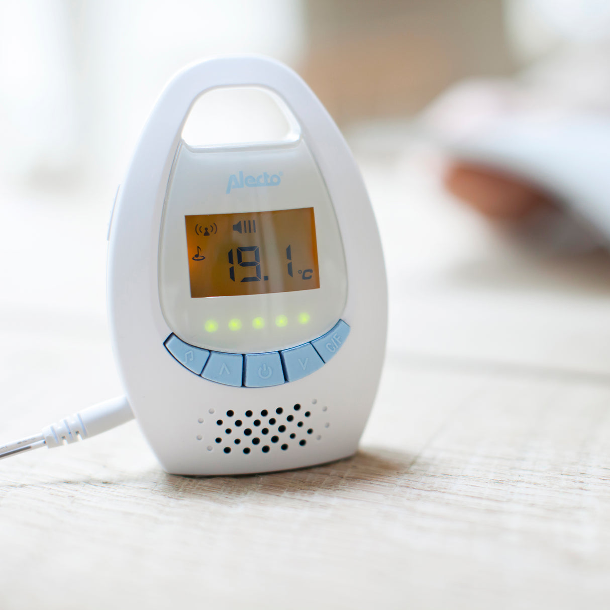 Alecto DBX-20 - Digital baby monitor with display, white/blue